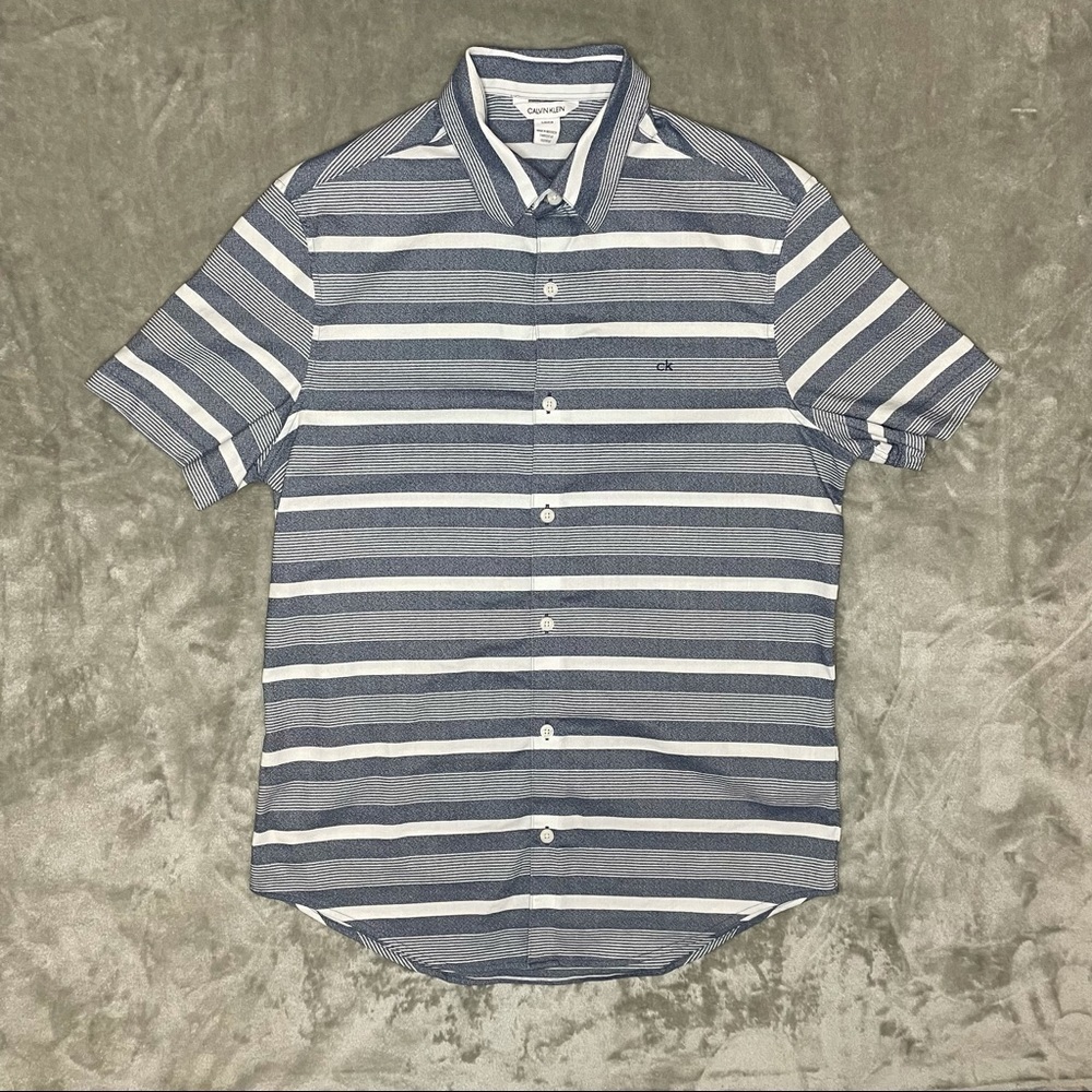 Calvin Klein Short Sleeve Striped Button Down Shirt Small Blue White Modern